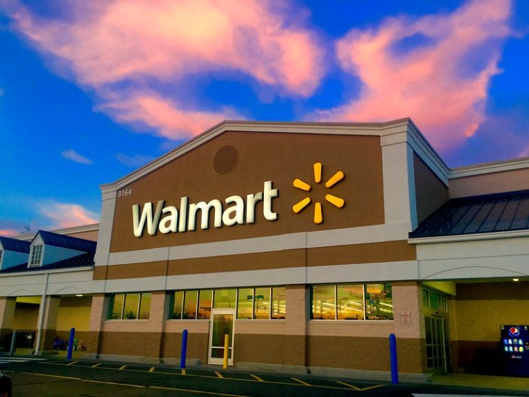Walmart, Amazon and the Colonial Deindustrialisation of India