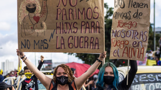 After Decades of Oppression, Colombian Women Lead Front Lines of National Strike