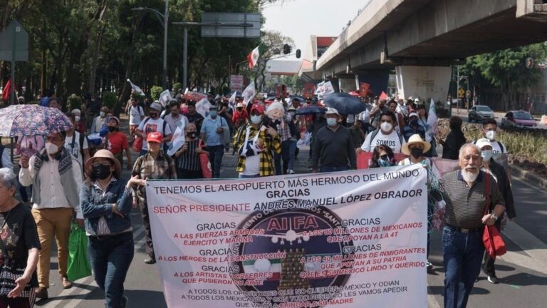 Mexicans Mobilize in Support of President AMLO’s Electricity Reform; Also – AMLO Wins Recall Referendum