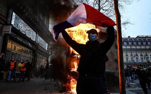 France: On the Frontlines of the War Against Austerity
