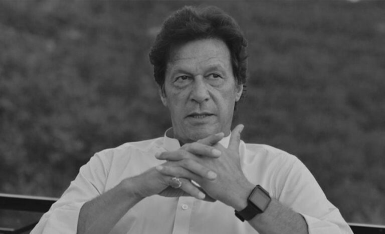 Khan Against the Generals