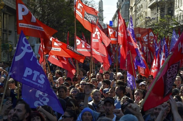 Tens of Thousands of Argentinians Protest Milei’s Pro-IMF Austerity Plan and Authoritarian Policies