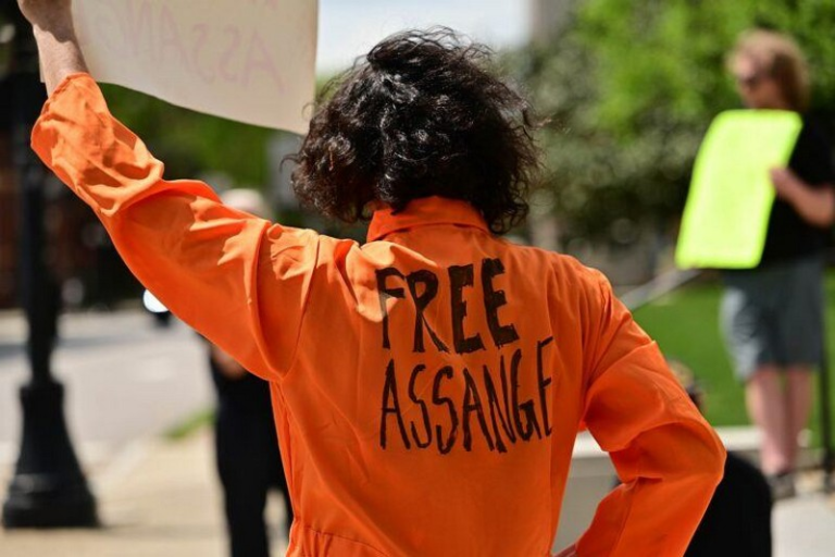 There’s No Free Press Without a Free Assange