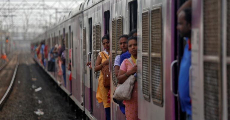 Indian Women are Shouldering a Gruelling Double Shift