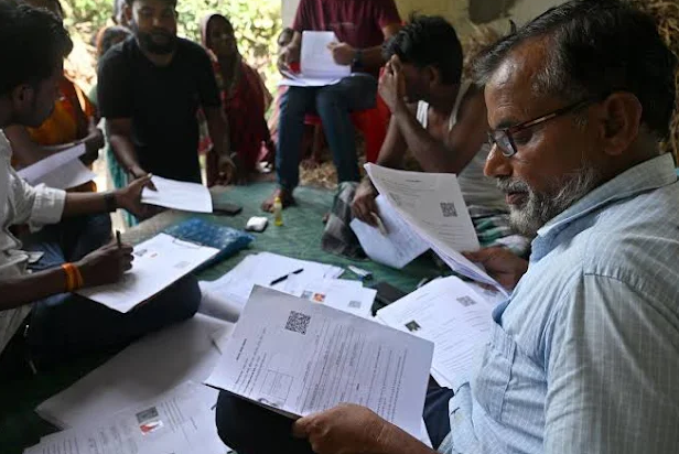 Former Civil Servants Sound Alarm Over Bihar’s Electoral Special Roll Revision