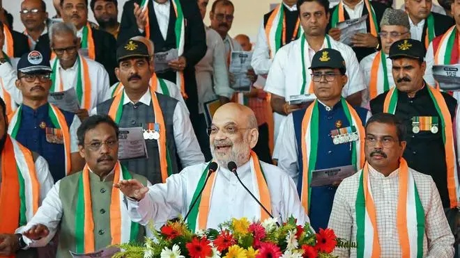 Understanding the Real Reason Behind BJP’s Vande Mataram Campaign – 3 Articles