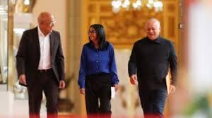 Why Venezuela’s Revolution Still Stands; In Defence of Nicolás and Cilia – 2 Articles
