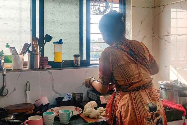 On International Women’s Day: The Struggle of India’s Women Workers – 2 Articles