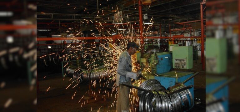 The War, the Indian State, and the Worker Citizen